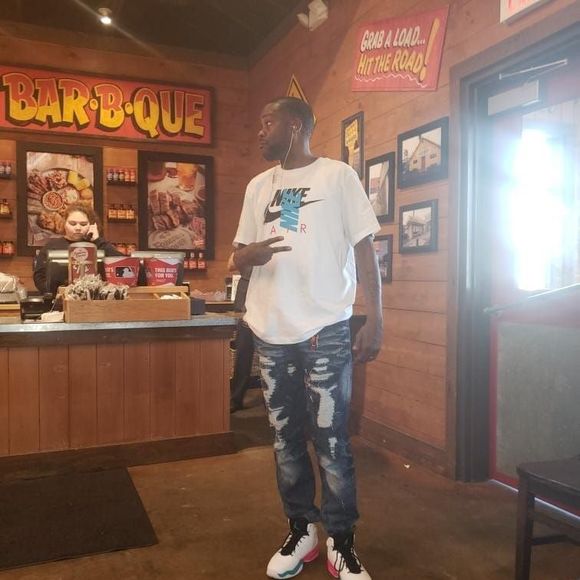 Meet your Posher, Robert - Picture 1 of 1